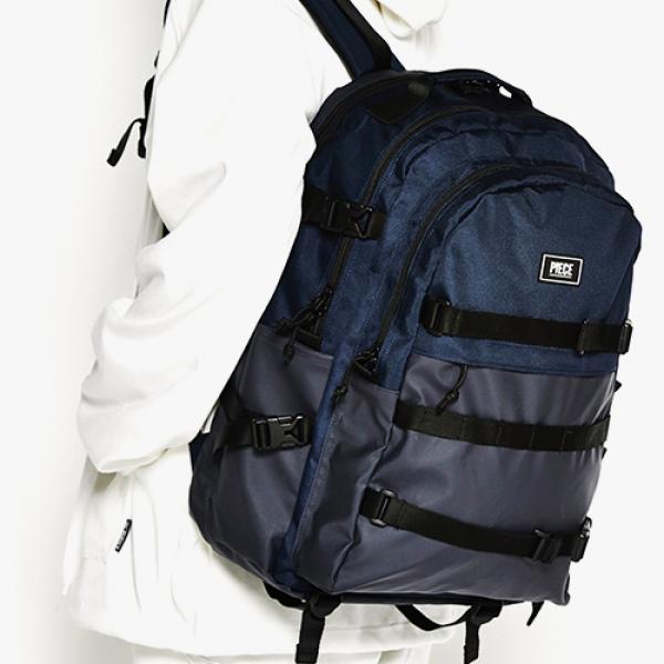 R2G PRO BACKPACK (NAVY)
