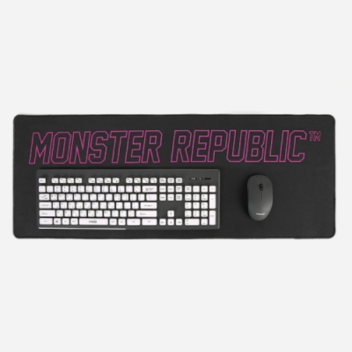 WIDE MOUSE MAT / PINK