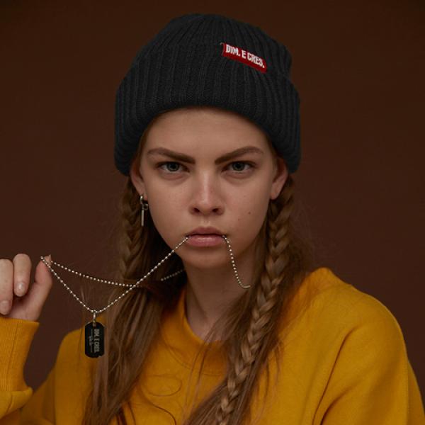 DIM. LABEL BEANIE_CHARCOAL