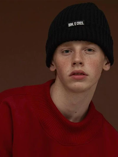 DIM. LABEL BEANIE_BLACK