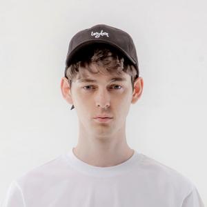 BRUSH SCRIPT BALLCAP-BLACK