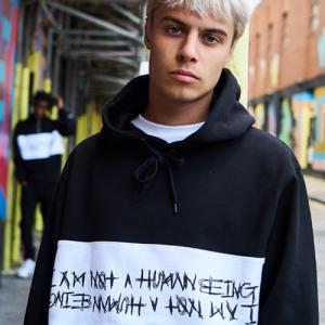 BASIC LOGO FLAG LOGO HOODIE-BLACK/WHITE