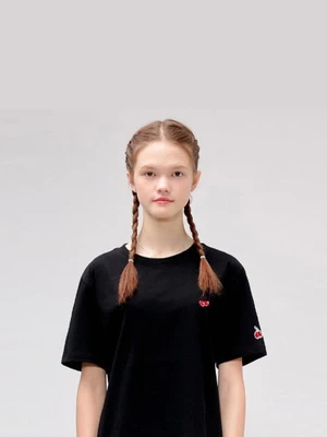 HEART CHERRY T-SHIRTS IS [BLACK]