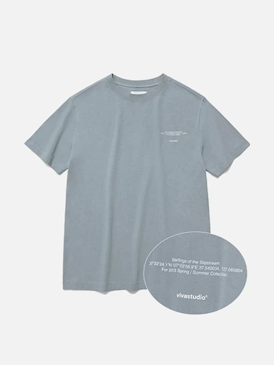 [ISVT02] NEW LOCATION SHORT SLEEVE IS [COOL GREY]
