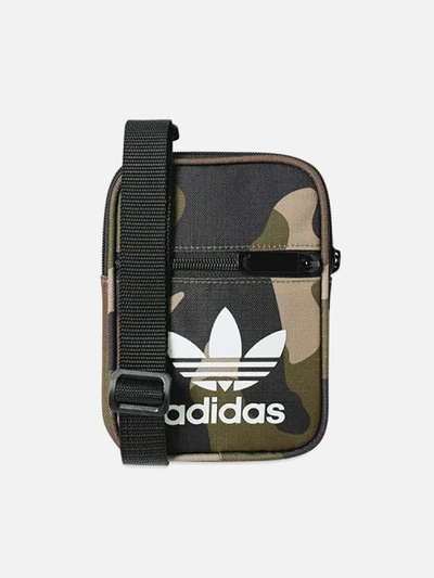 CAMO ESSENTIALS BAG-BLANCH CARGO